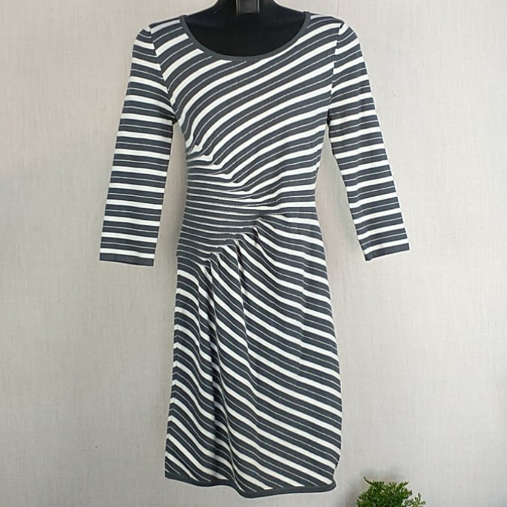Saks 5th Ave Black Label Striped Dress Size SP